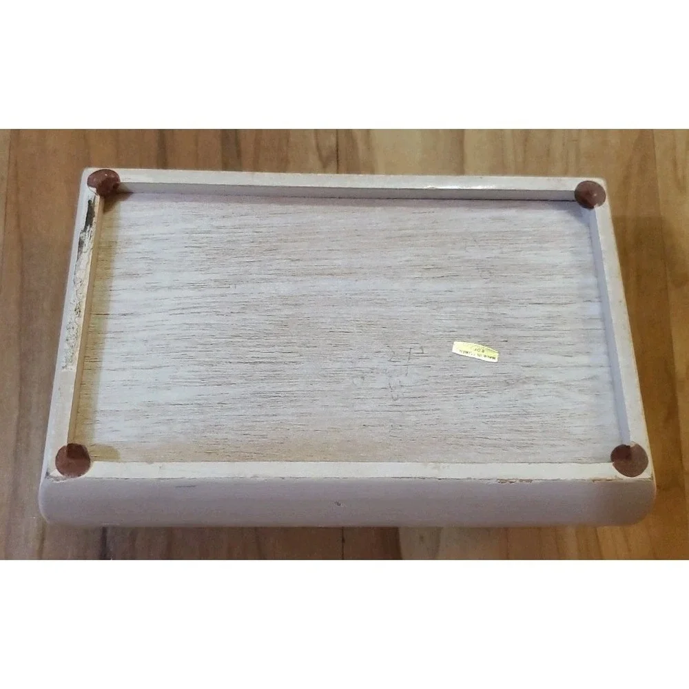 The Unbranded Brand vintage wood